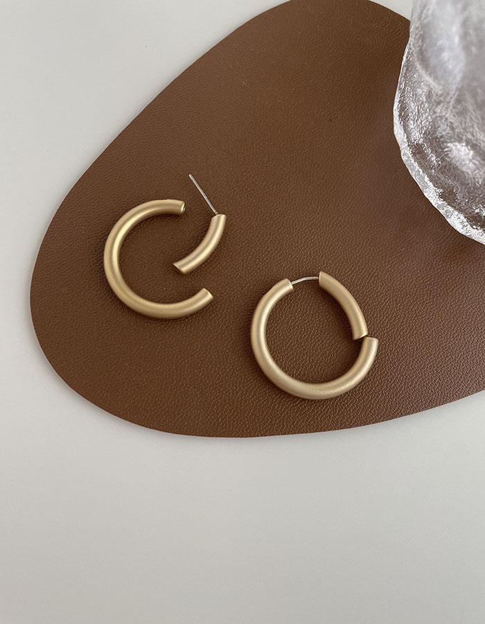 針式 - 圓形缺口設計感耳環 - 輕奓生活x平價飾品 | 迪希雅 deesir 飾品 💍