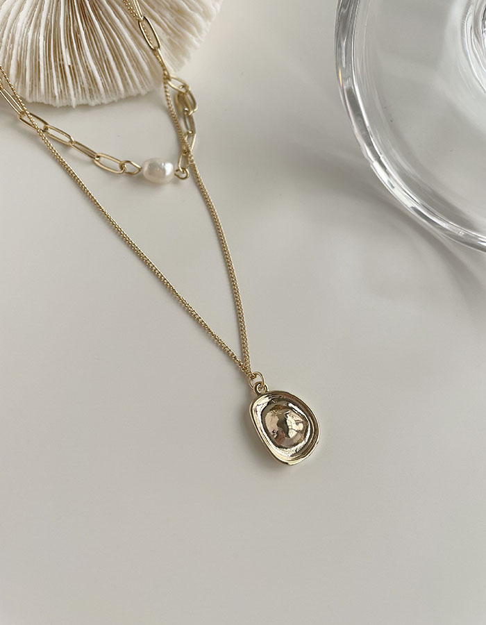 鎖骨鍊｜短 - 金屬片珍珠雙層項鍊 - 輕奓生活x平價飾品 | 迪希雅 deesir 飾品 💍