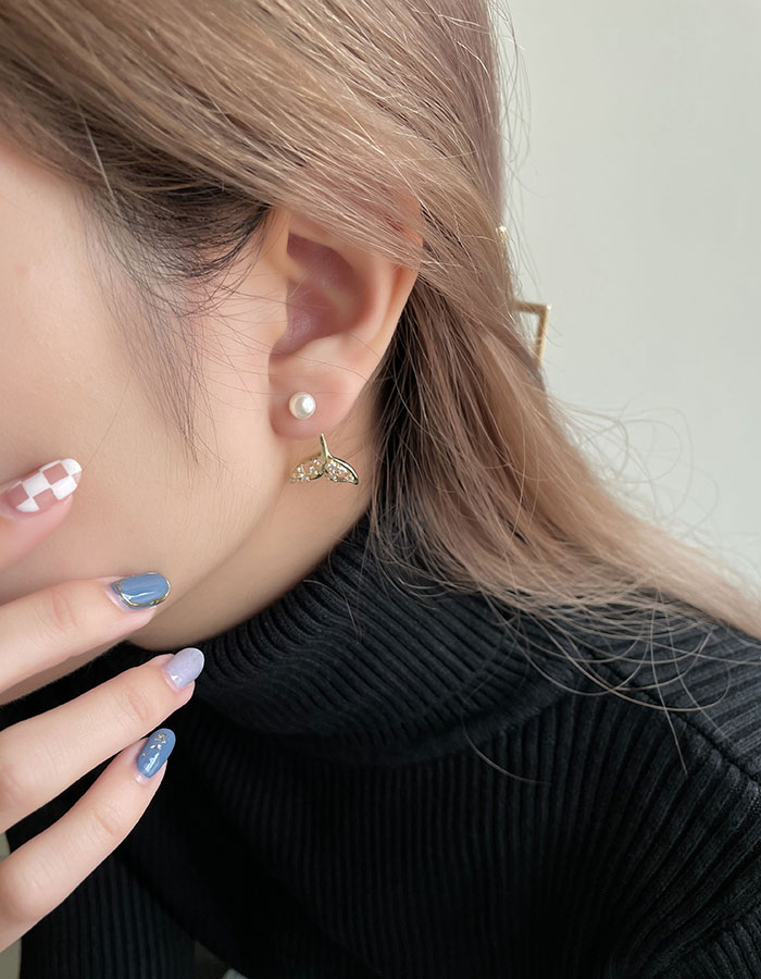針式 - 鑲鑽珍珠美人魚耳環 - 飾品調色盤 | 迪希雅 deesir