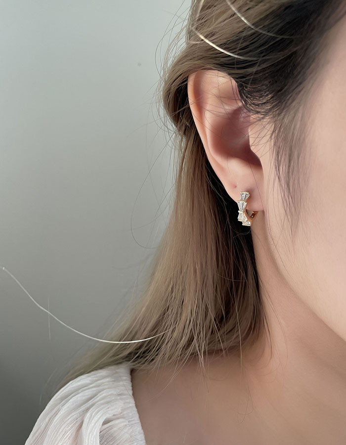 針式 - 蝴蝶結設計鑲鑽耳環 - 輕奓生活x平價飾品 | 迪希雅 deesir 飾品 💍
