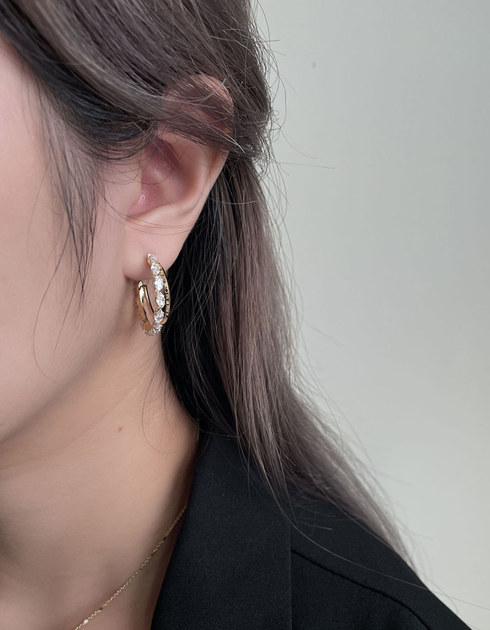 針式 - 細緻鑲鑽雙環耳環 - 輕奓生活x平價飾品 | 迪希雅 deesir 飾品 💍